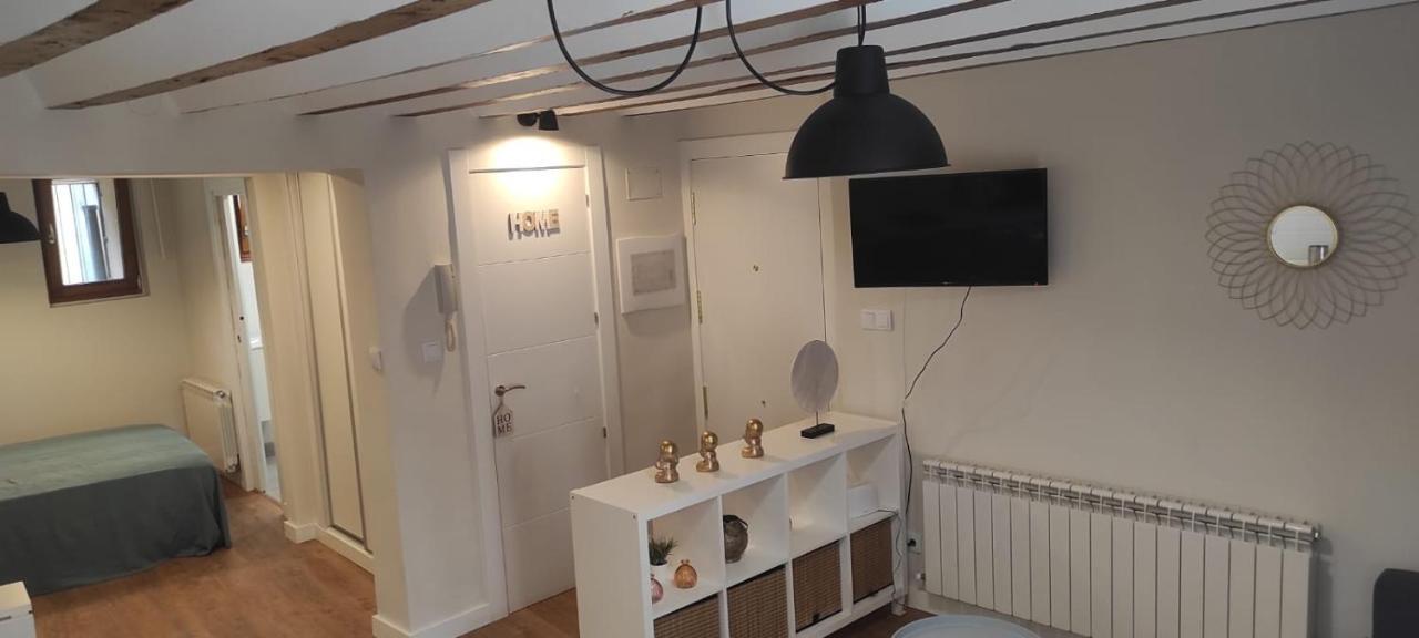 Loft Centrico Y Cerca A La Catedral Apartment Burgos Luaran gambar