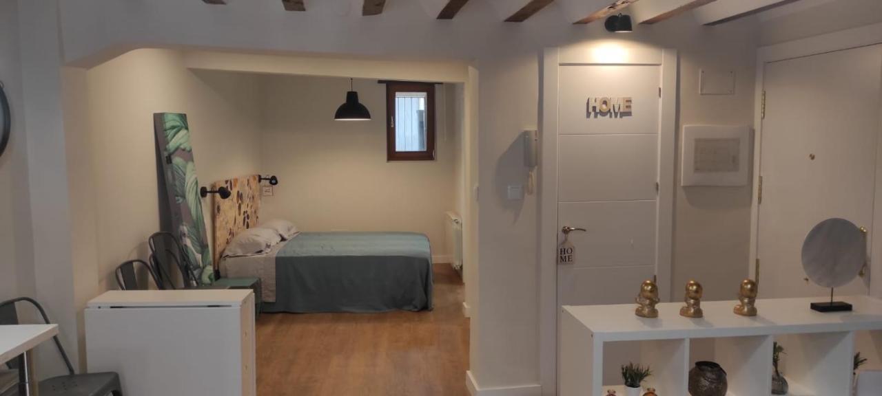 Loft Centrico Y Cerca A La Catedral Apartment Burgos Luaran gambar